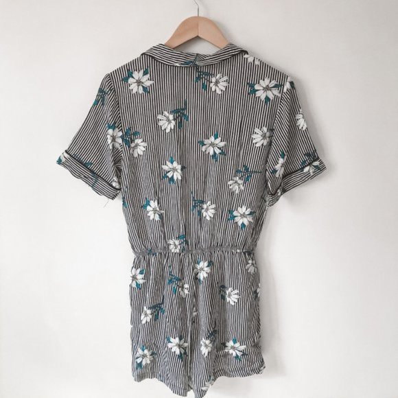 One Clothing Los Angeles Striped Floral Romper - Picture 9 of 11